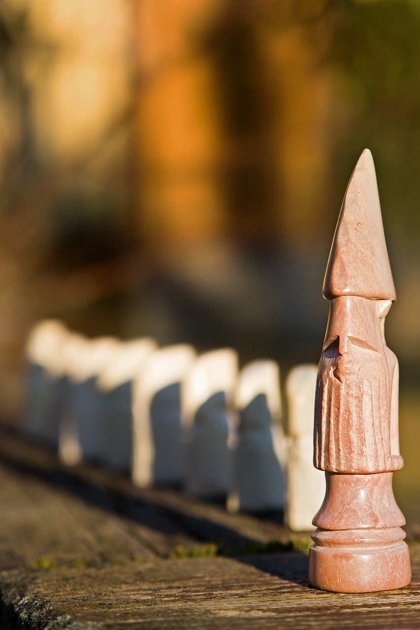 african chess, chess, figure, game, play, board, chessboard, strategy, victory, black, sport, white, symbol, vintage, player, king, queen, check, checkmate, challenge, strategic, conflict, handcraft, pawn, soapstone, kenya, masai, kagylokurt, natural, brown winner, brown check, brown king